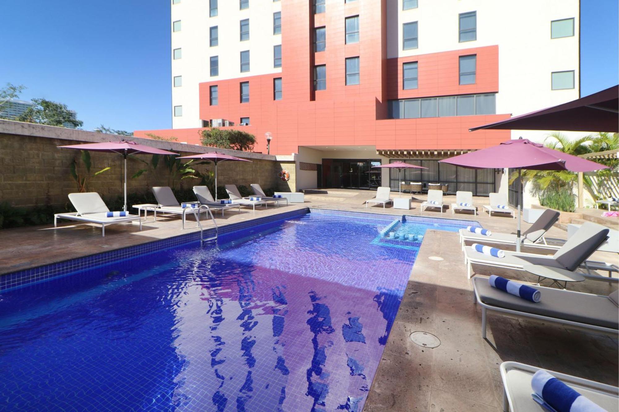 City Express Plus By Marriott Puerto Vallarta Exterior photo