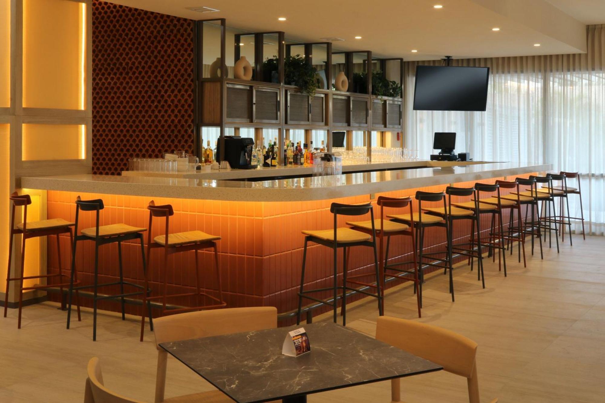 City Express Plus By Marriott Puerto Vallarta Exterior photo